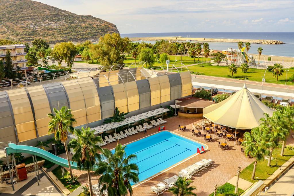 Grand Akca Hotel Gazipasa Bagian luar foto