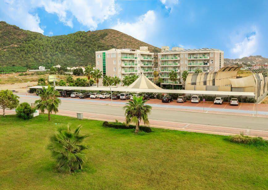 Grand Akca Hotel Gazipasa Bagian luar foto